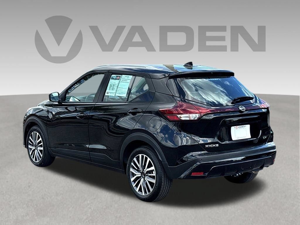 Used 2024 Nissan Kicks SV FWD image 30
