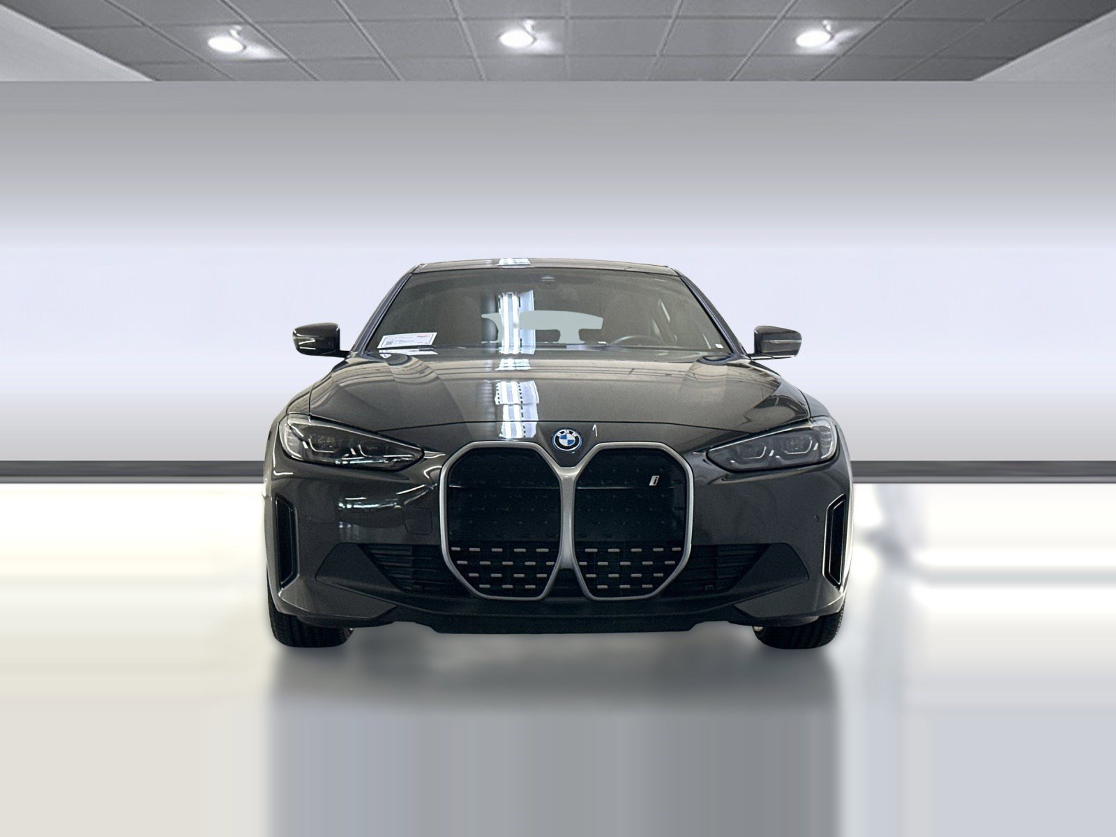 Used 2023 BMW i4 eDrive35 image 5