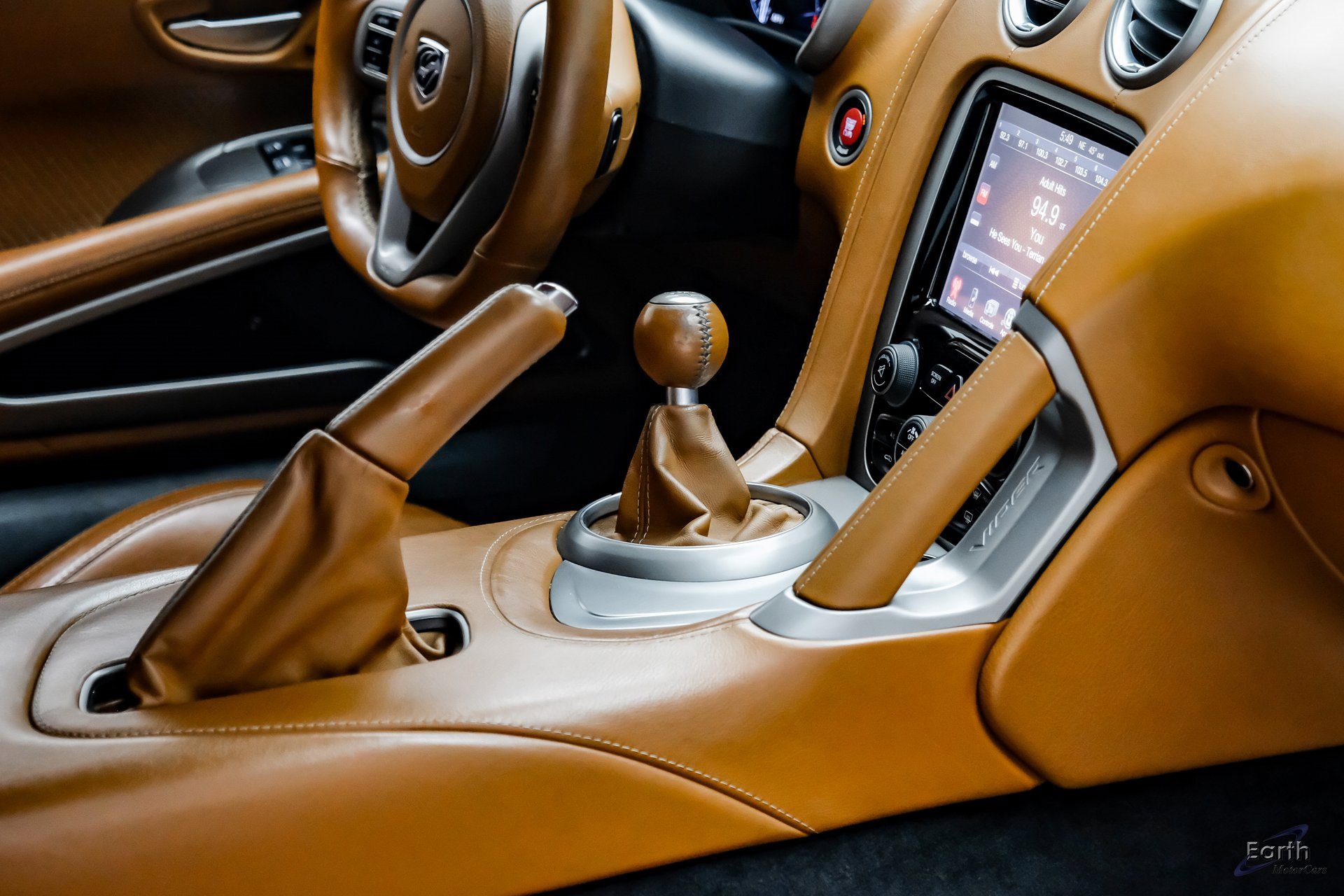 Used 2014 SRT Viper GTS w/ GTS Laguna Interior Package image 51