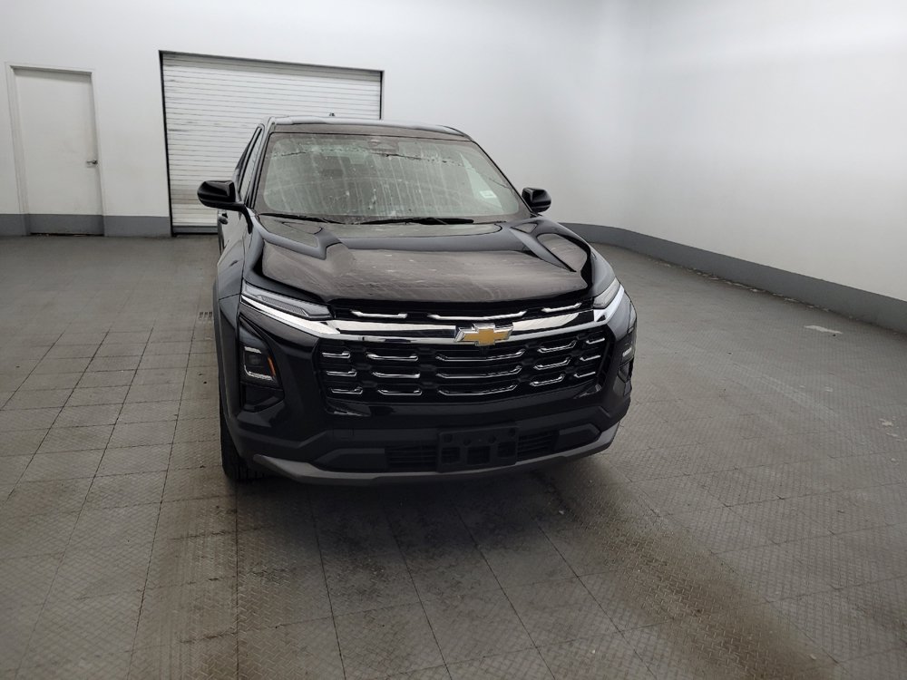 Used 2025 Chevrolet Equinox LT FWD image 14