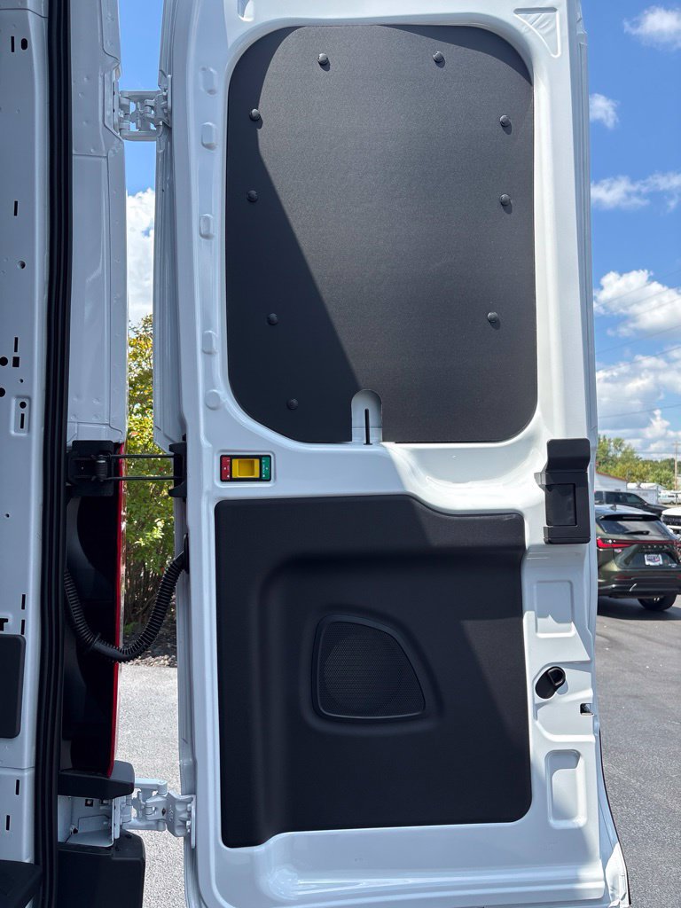 New 2026 Ford Transit 250 148 High Roof AWD image 7