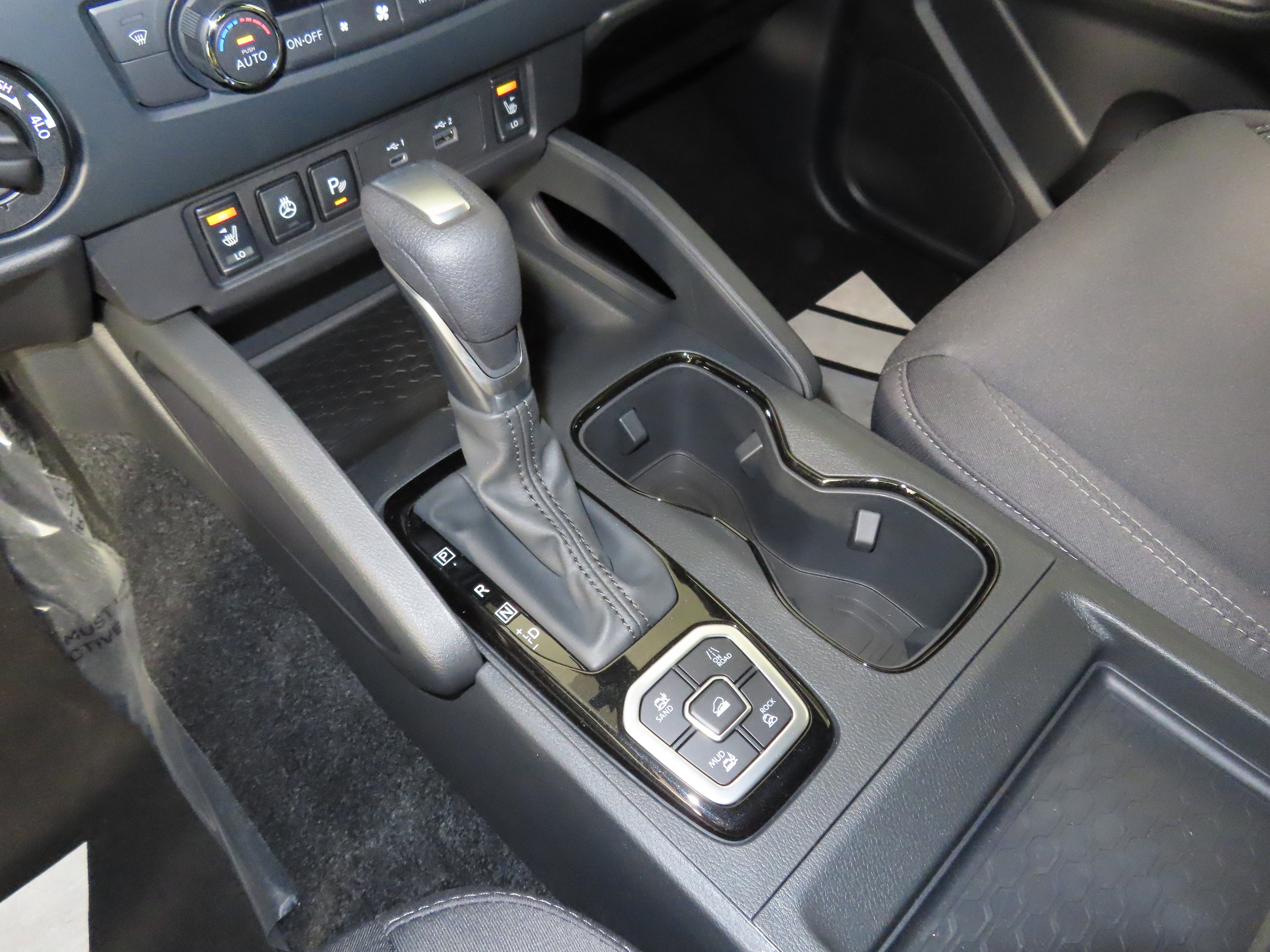 New 2026 Nissan Frontier SV w/ All-Weather Content Package image 21