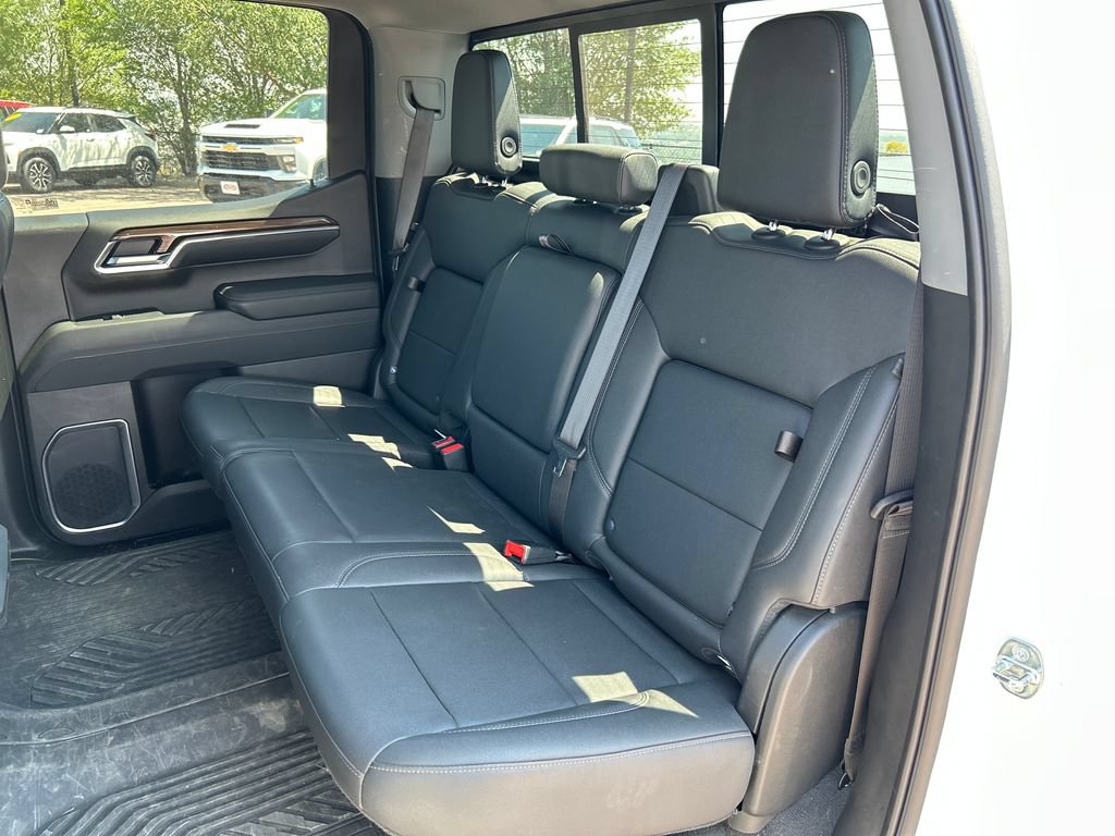 Used 2023 Chevrolet Silverado 1500 LT Trail Boss w/ LT Trail Boss Premium Package AWD/4WD image 18
