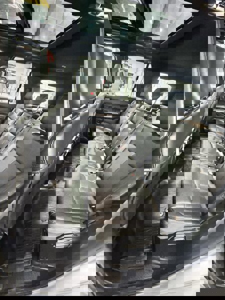 Used 2018 Ford Expedition XLT w/ Equipment Group 202A AWD/4WD image 9