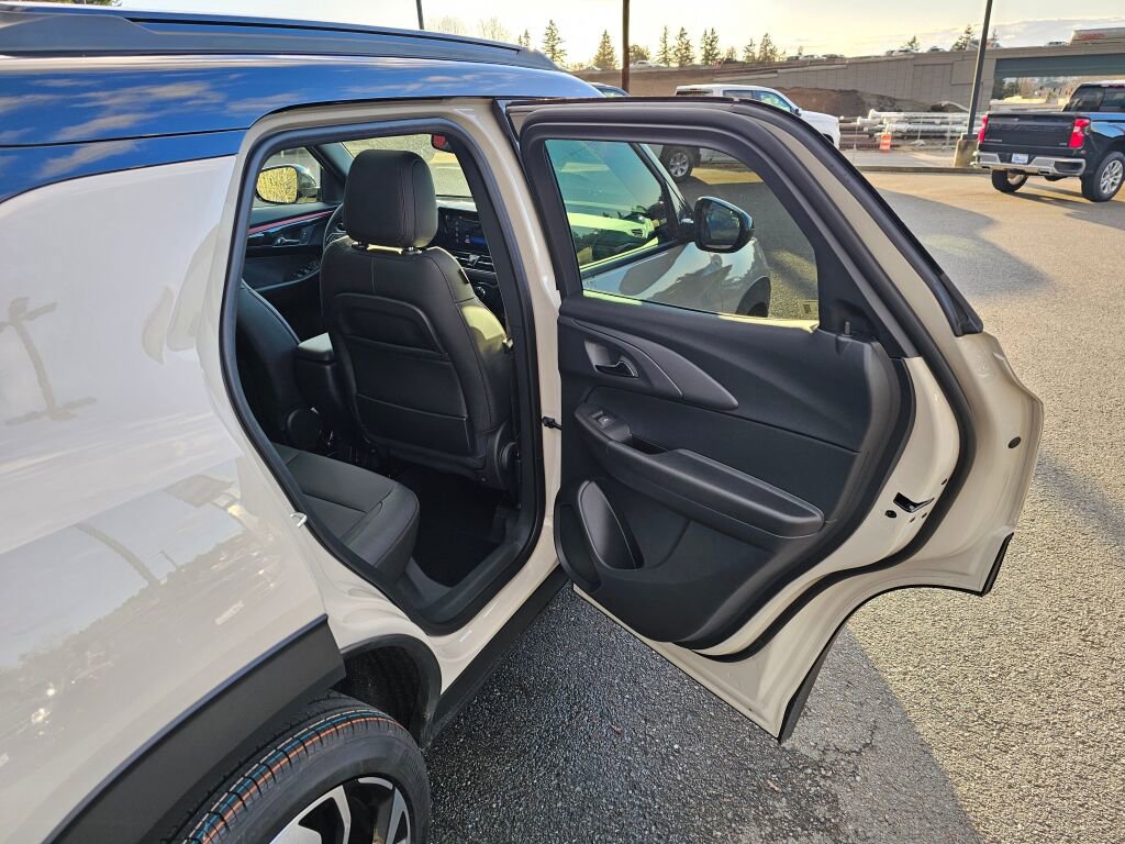 New 2026 Chevrolet TrailBlazer RS w/ Convenience Package image 25