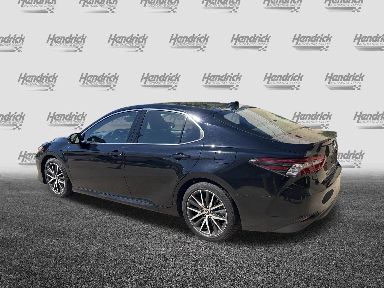 Used 2021 Toyota Camry XLE w/ Navigation Package AWD/4WD image 8