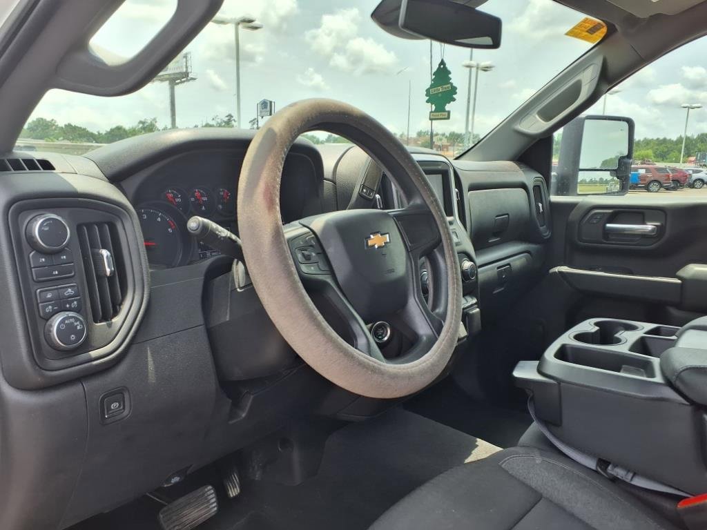 Used 2024 Chevrolet Silverado 2500 Custom w/ Custom Value Package image 24