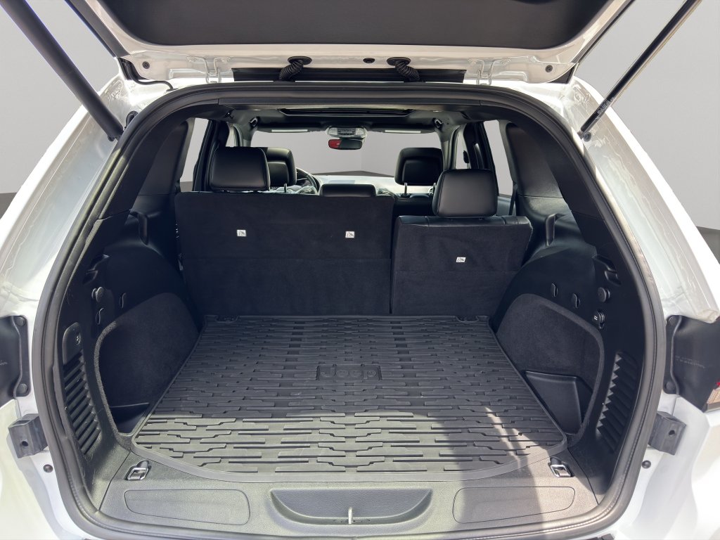 Used 2020 Jeep Grand Cherokee Limited X AWD/4WD image 8