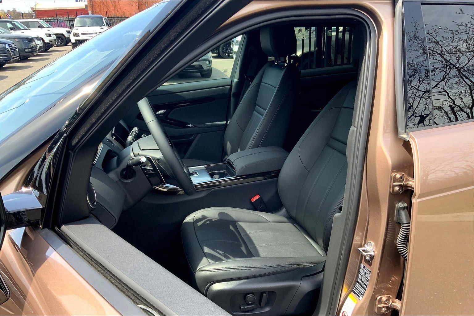 Used 2026 Land Rover Range Rover Evoque S image 7