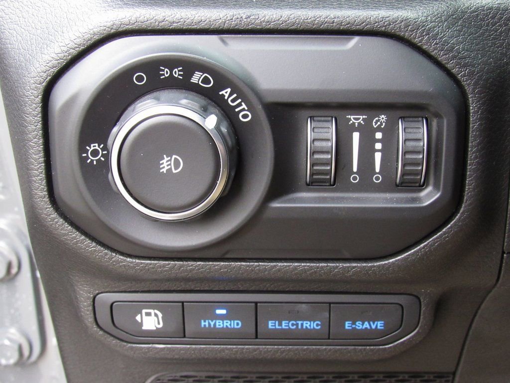 Used 2021 Jeep Wrangler Unlimited Rubicon 4xe w/ Steel Bumper Group image 34