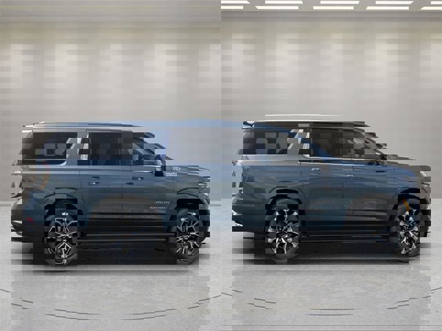 New 2026 Chevrolet Suburban High Country image 5