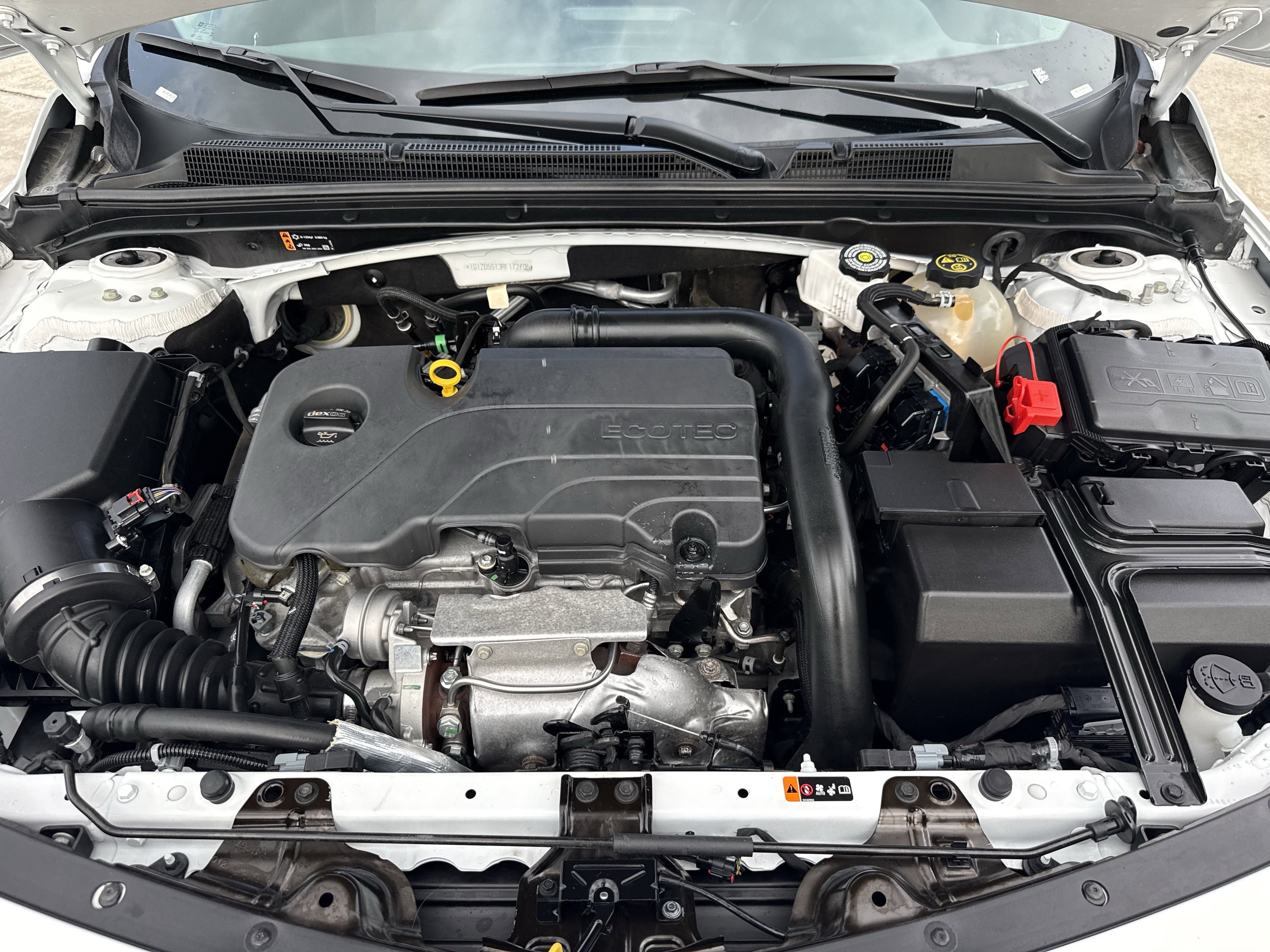 Used 2024 Chevrolet Malibu LT FWD image 32