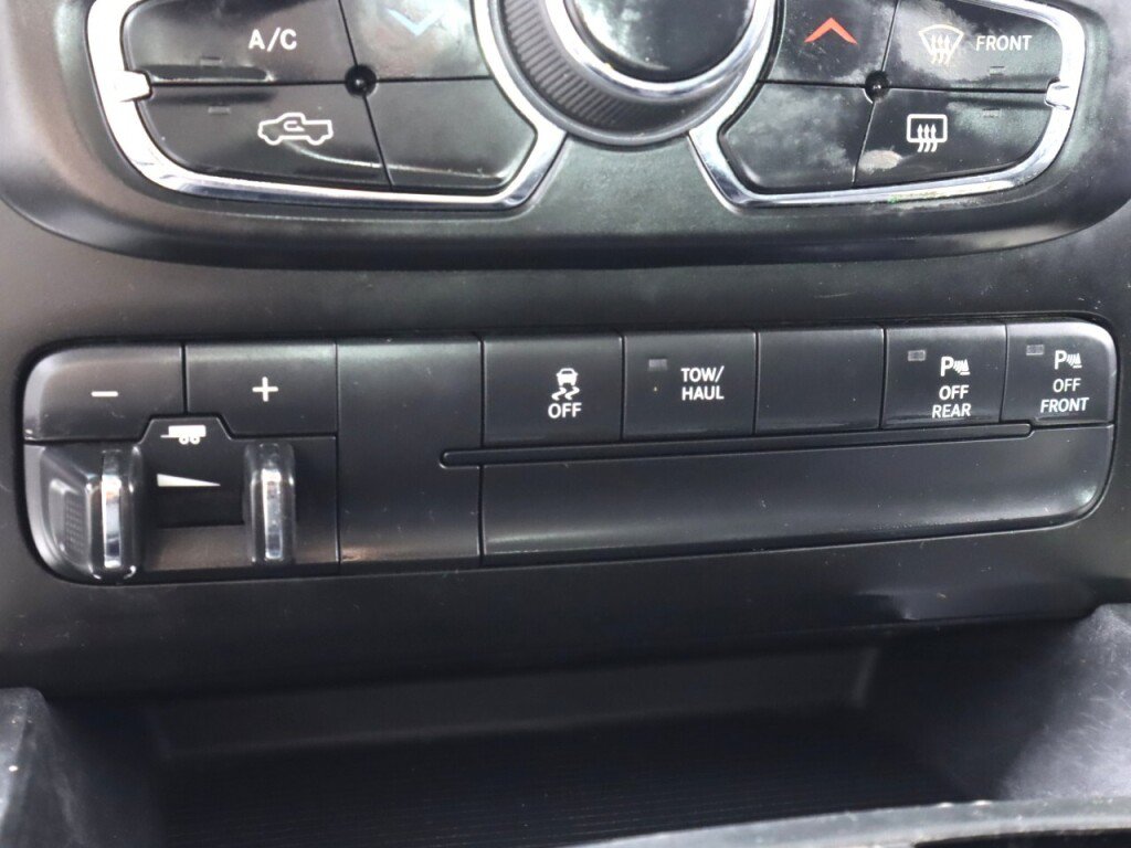 Used 2015 RAM 1500 Outdoorsman AWD/4WD image 22