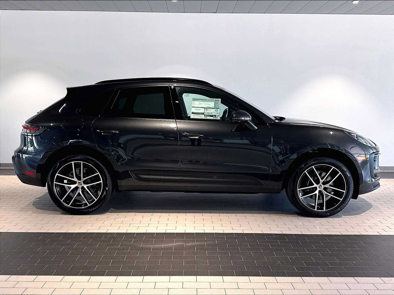New 2026 Porsche Macan AWD/4WD image 8