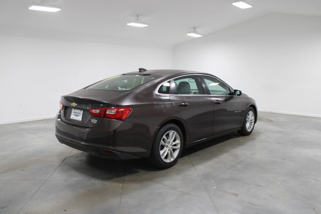 Used 2016 Chevrolet Malibu LT FWD image 9