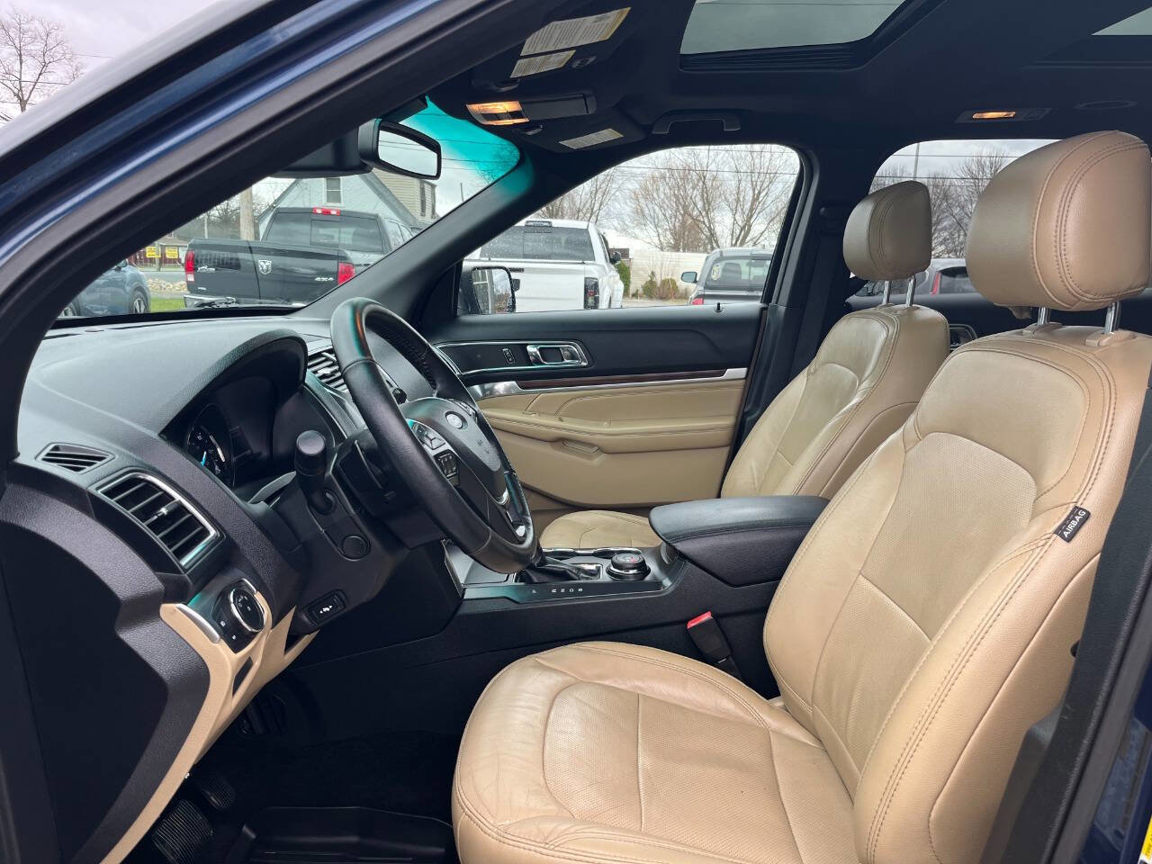 Used 2017 Ford Explorer Limited w/ Equipment Group 301A image 16