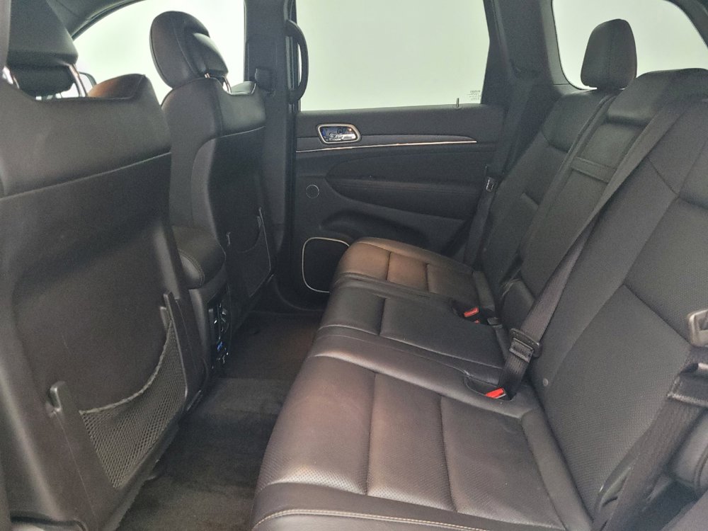 Used 2016 Jeep Grand Cherokee Summit w/ Platinum Series Group RWD image 18