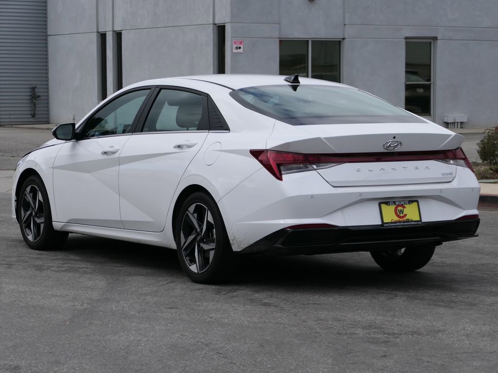 Certified 2023 Hyundai Elantra Limited w/ Cargo Package image 5