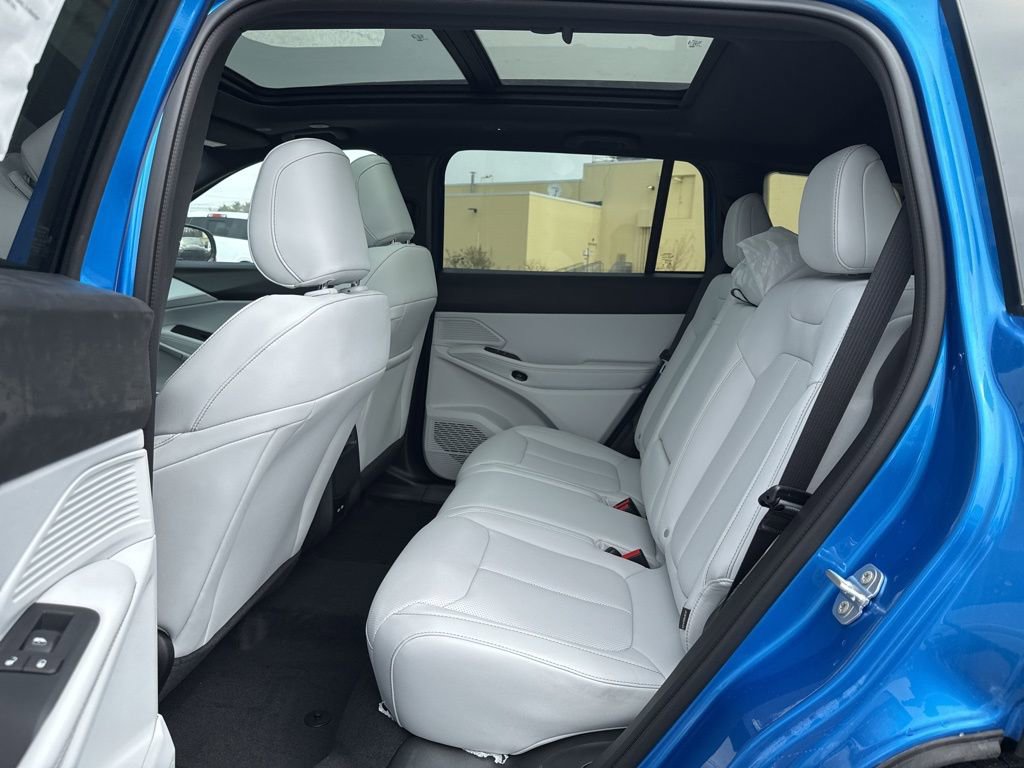 New 2026 Jeep Cherokee Limited image 24