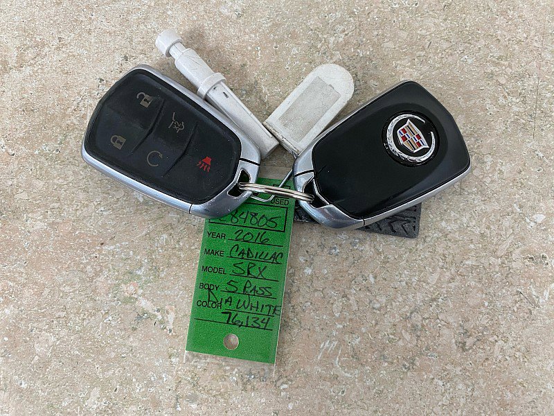 Used 2016 Cadillac SRX Luxury w/ Driver Awareness Package image 29