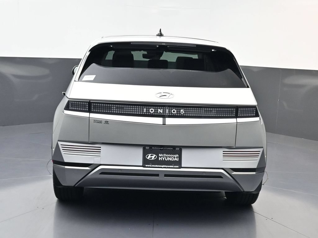 Certified 2024 Hyundai Ioniq 5 Limited RWD image 5
