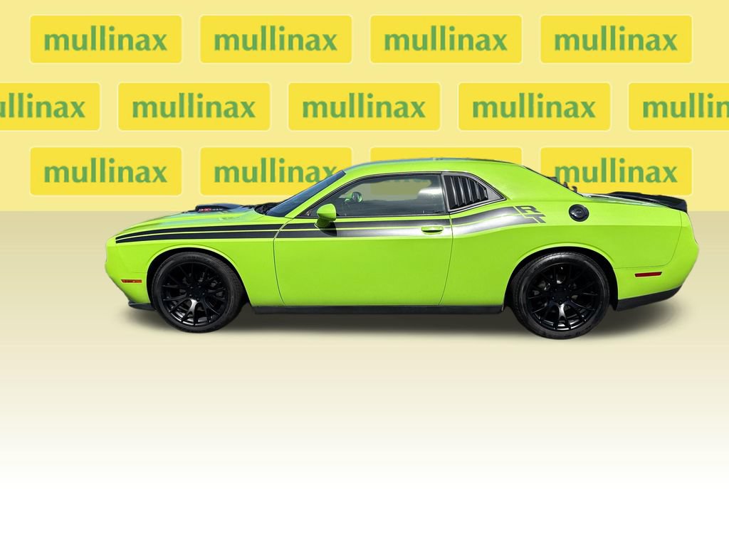 Used 2015 Dodge Challenger R/T Shaker RWD image 11