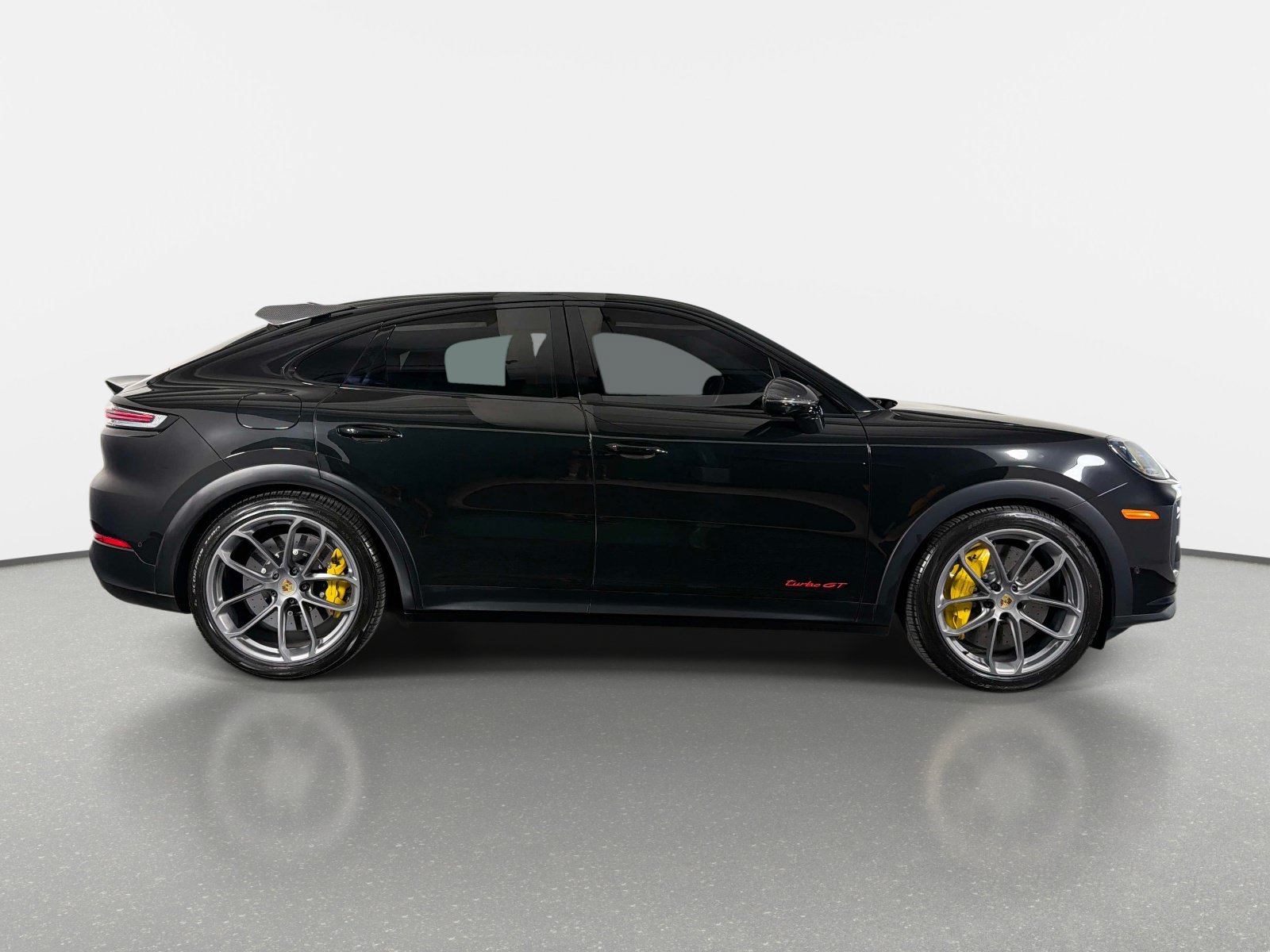 Used 2024 Porsche Cayenne Turbo GT AWD/4WD image 2