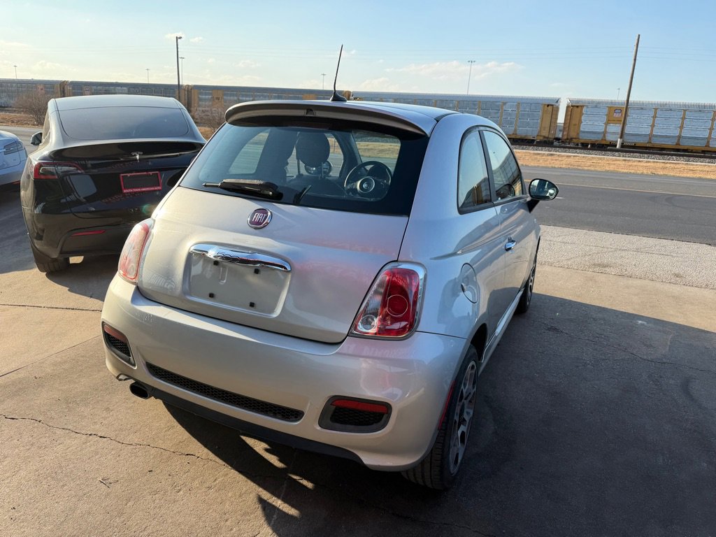 Used 2012 FIAT 500 Sport w/ Safety & Convenience Pkg FWD image 5
