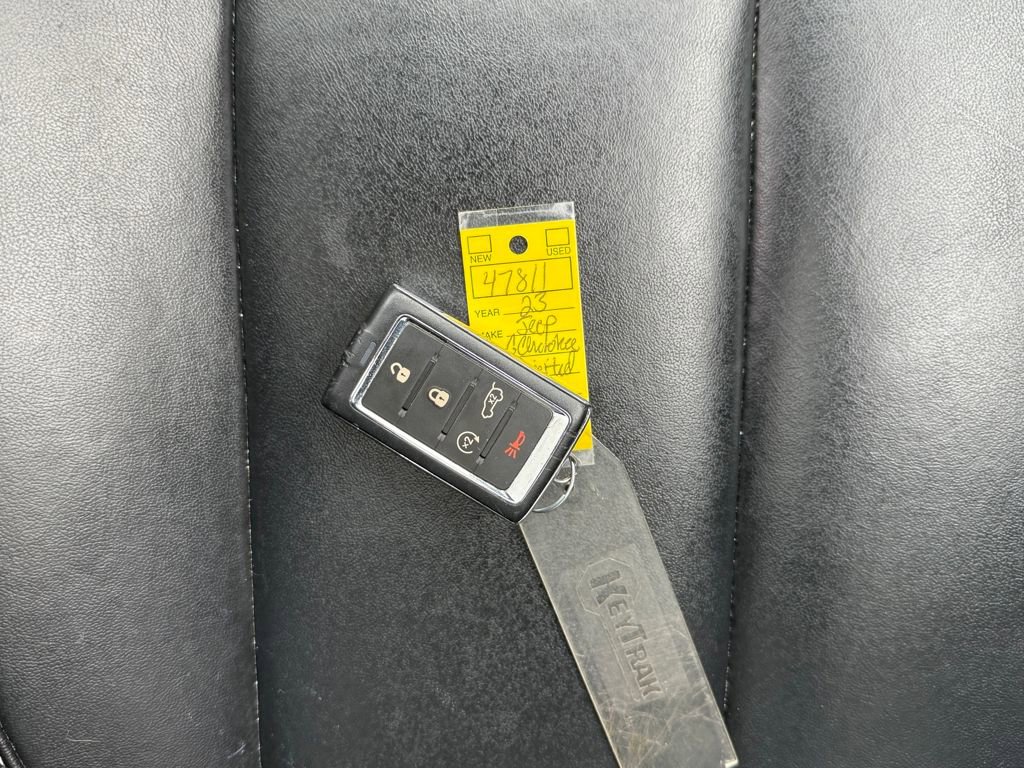 Used 2023 Jeep Grand Cherokee L Limited image 33