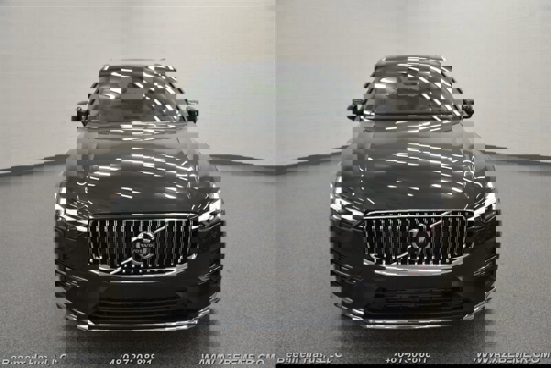 Used 2022 Volvo XC60 T8 Inscription Expression w/ Advanced Package image 5