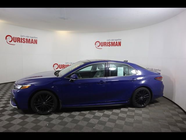 Used 2023 Toyota Camry XSE w/ Blackout Package (TMS) FWD image 7