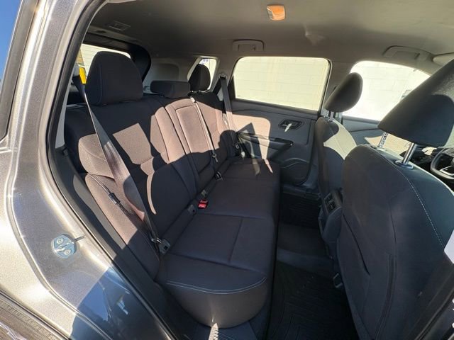 Used 2023 Nissan Rogue S image 22