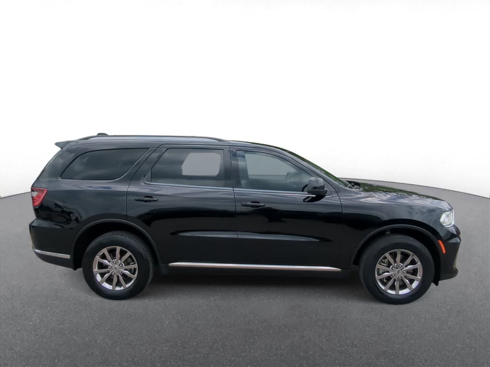 Used 2022 Dodge Durango SXT AWD/4WD image 9