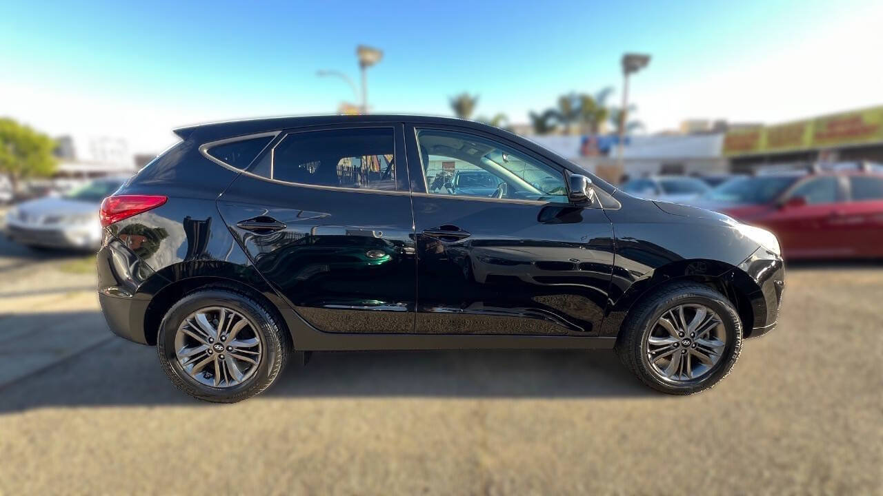Used 2015 Hyundai Tucson GLS w/ Option Group 02 FWD image 8