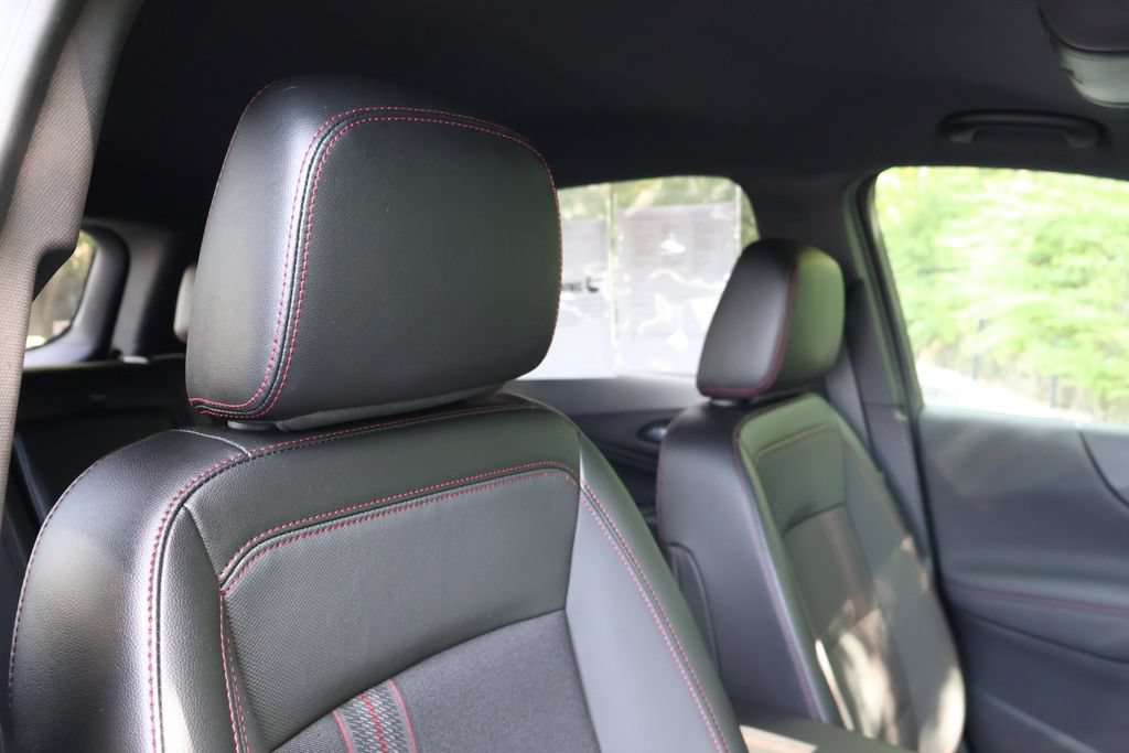 Certified 2024 Chevrolet Equinox RS AWD/4WD image 42