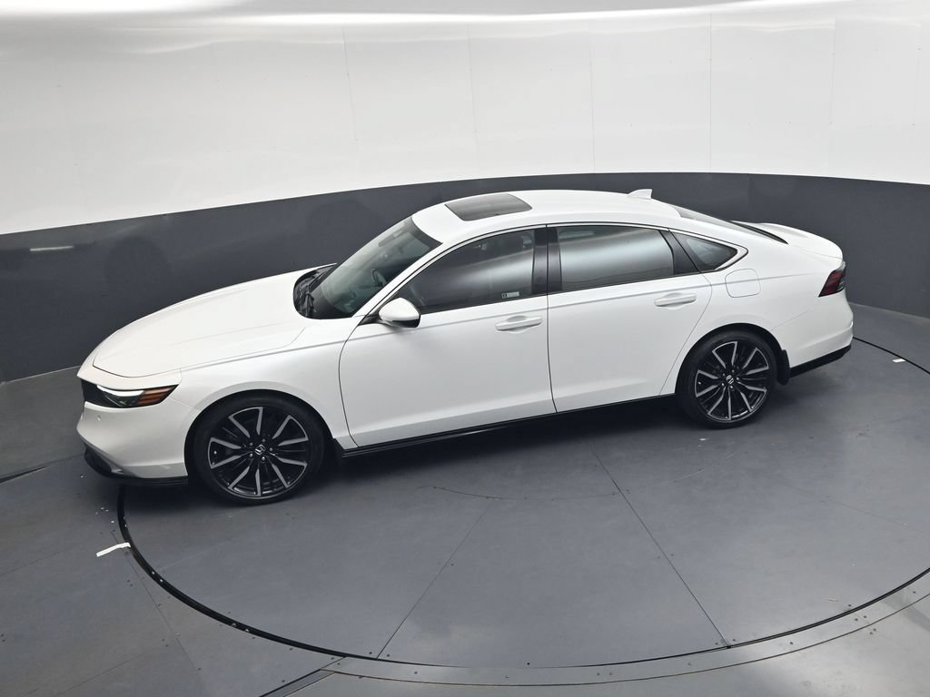 Used 2023 Honda Accord Touring image 24