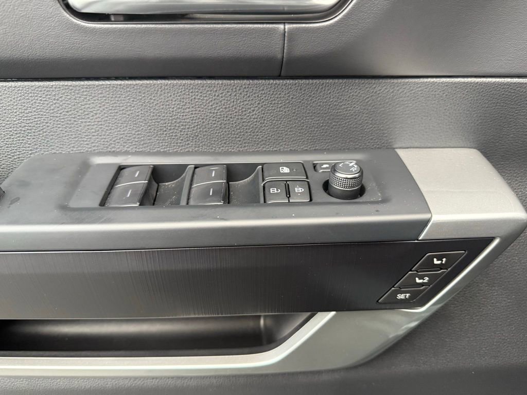Used 2025 Toyota Tundra Platinum image 13
