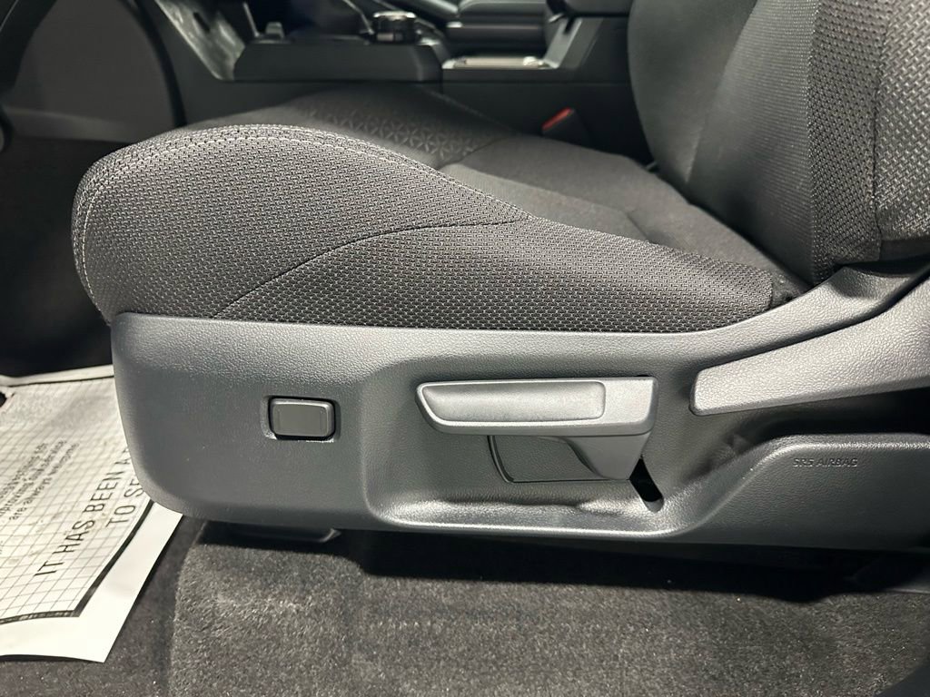 Used 2025 Toyota 4Runner SR5 image 12