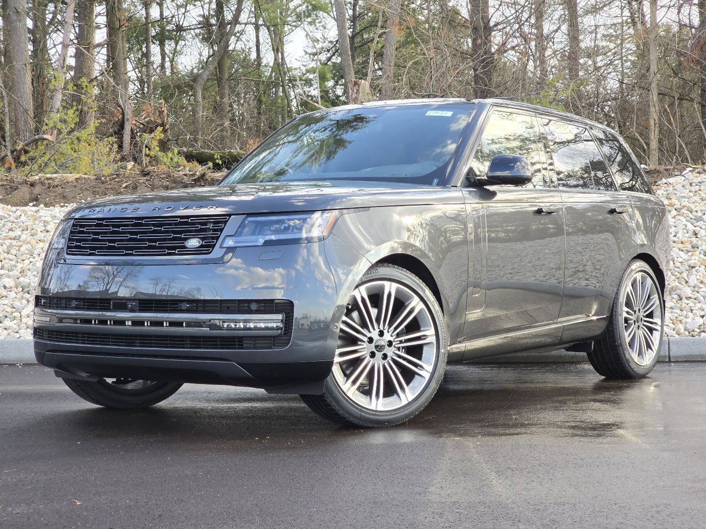 New 2026 Land Rover Range Rover SE image 1