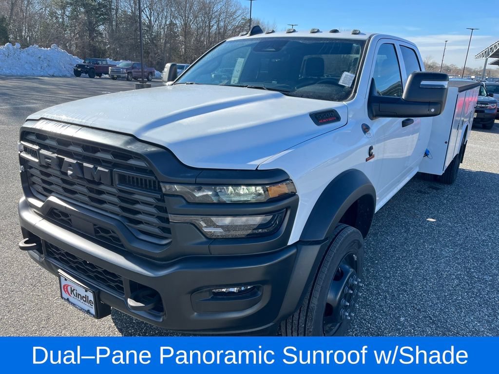 New 2025 RAM 5500 Tradesman AWD/4WD image 7