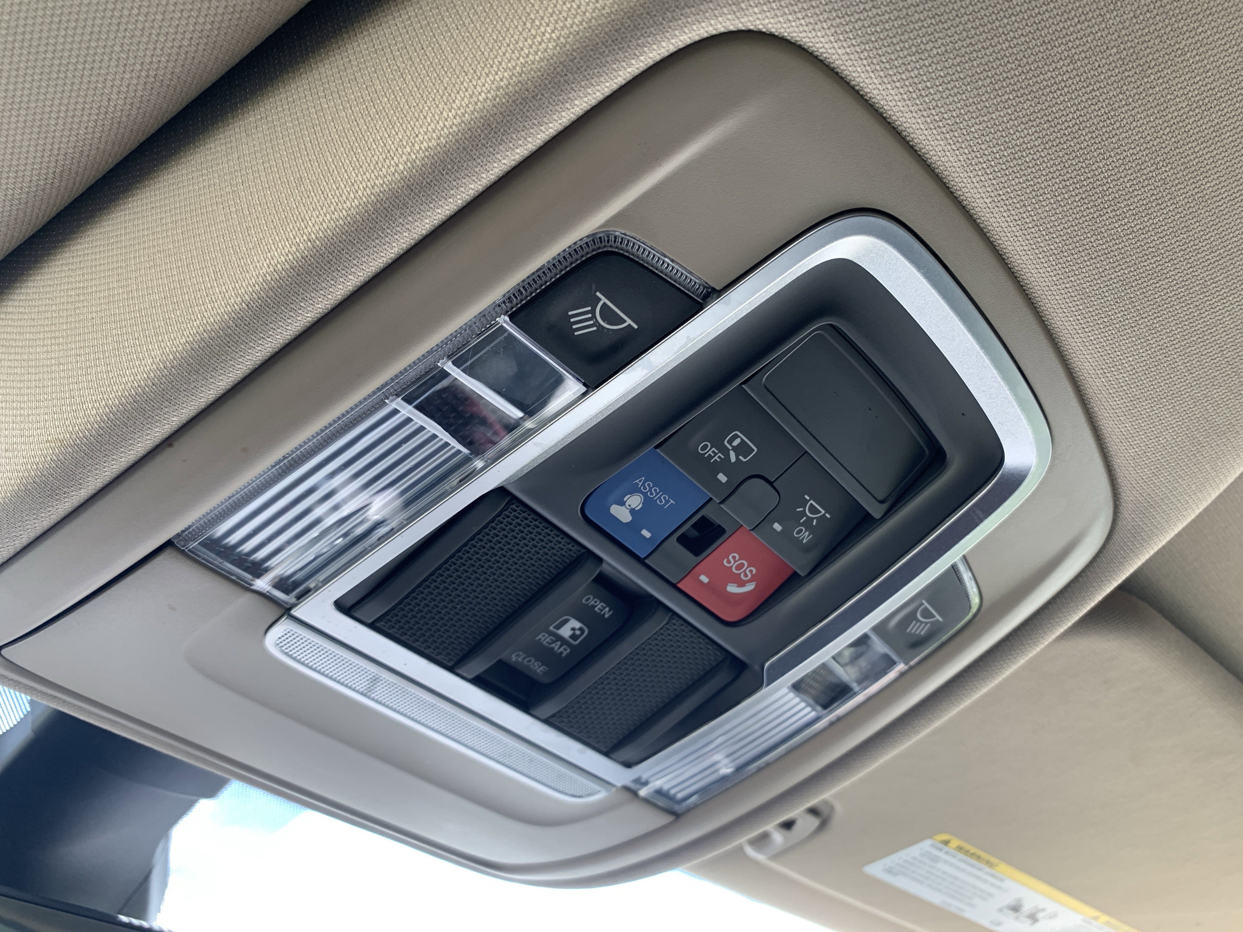 Used 2020 RAM 1500 Laramie AWD/4WD image 29