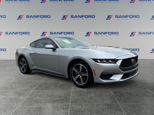 Used 2024 Ford Mustang Premium image 7