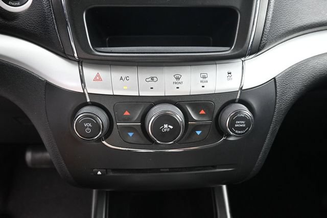 Used 2016 Dodge Journey SE w/ Flexible Seating Group FWD image 23