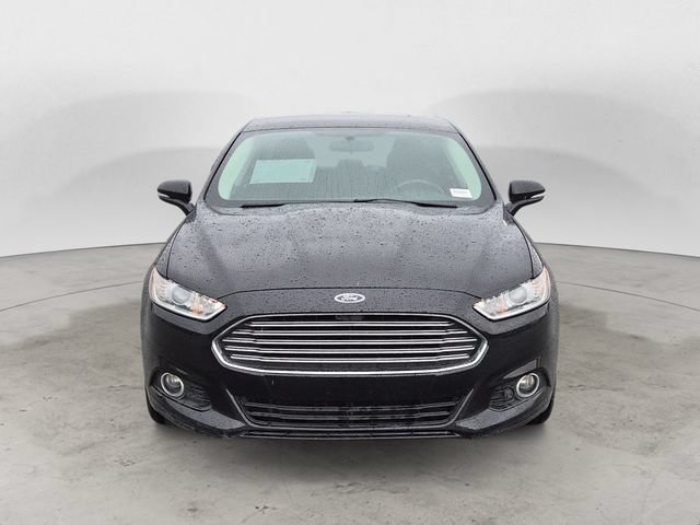 Used 2016 Ford Fusion SE FWD image 2