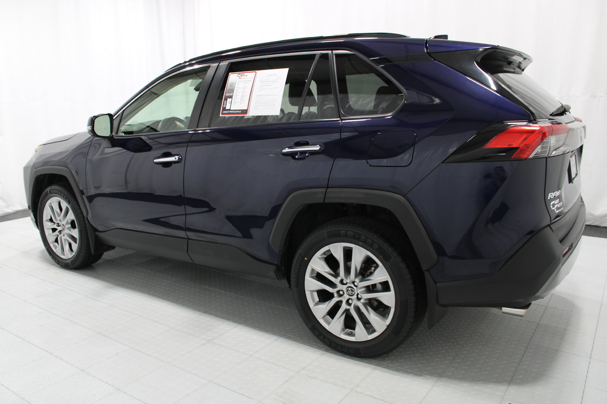 Used 2019 Toyota RAV4 Limited AWD/4WD image 8