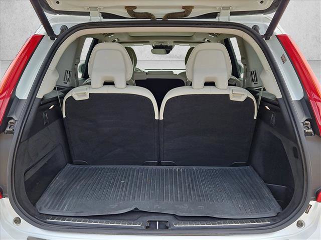Used 2017 Volvo XC90 T6 Momentum w/ Vision Package AWD/4WD image 19