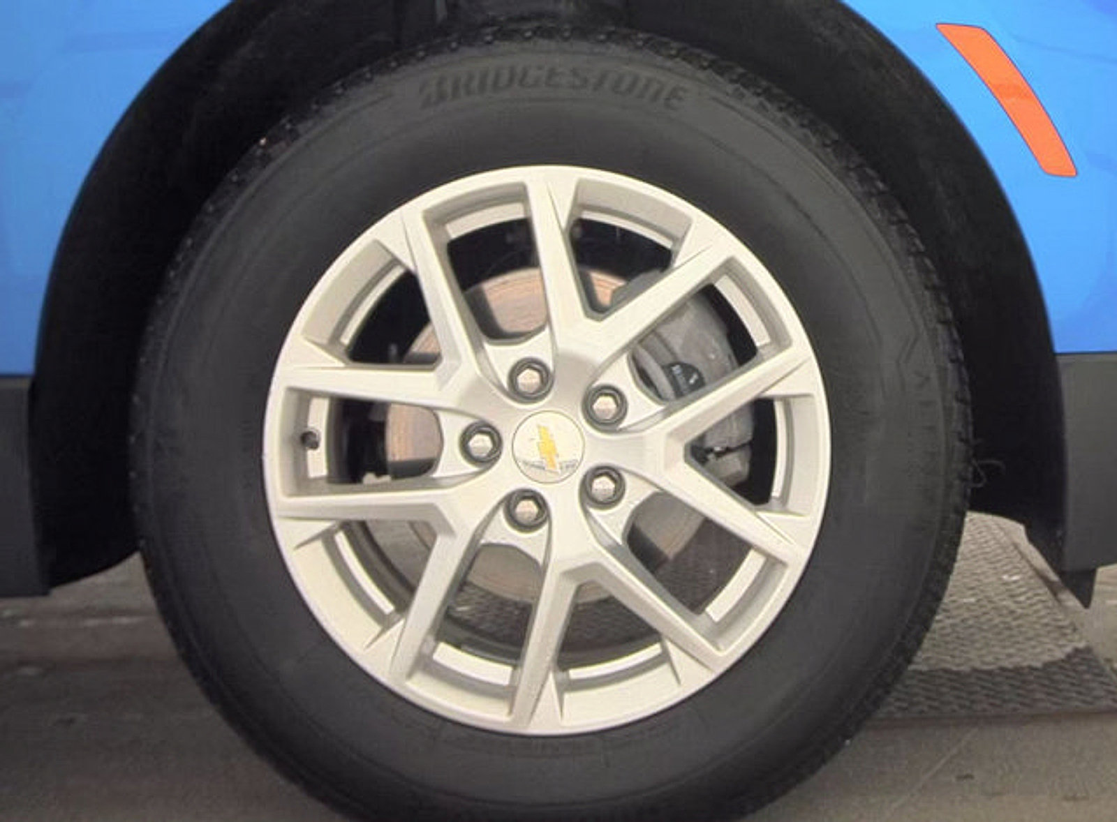 Certified 2024 Chevrolet Equinox LT AWD/4WD image 17