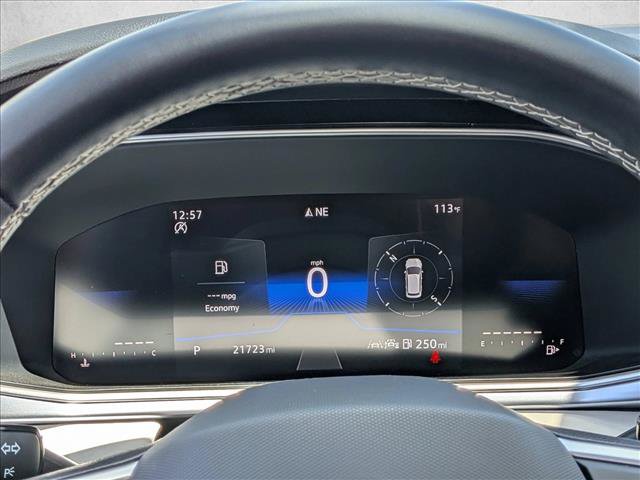 Used 2026 Volkswagen Taos SE FWD image 14