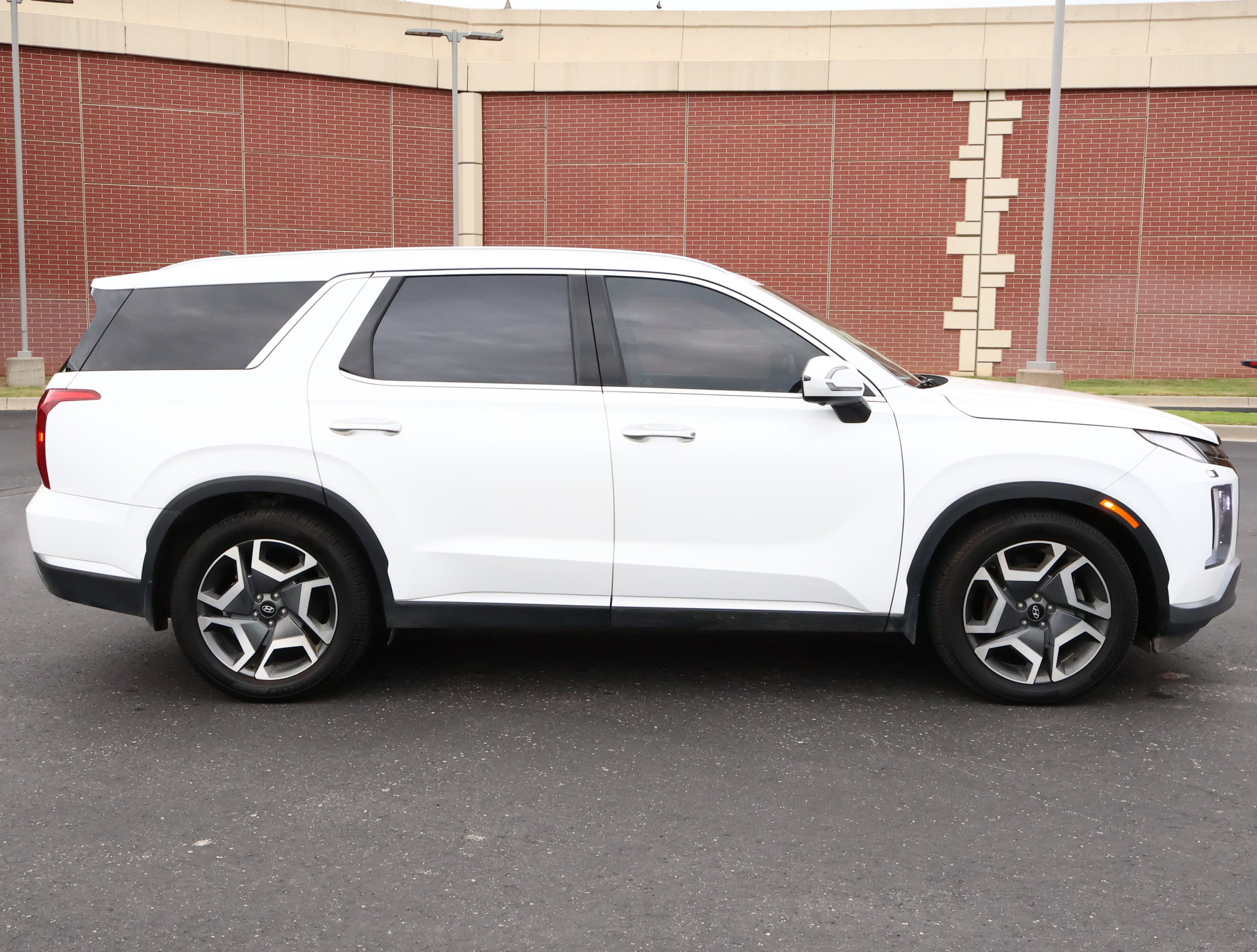 Used 2023 Hyundai Palisade SEL w/ Premium Package AWD/4WD image 38