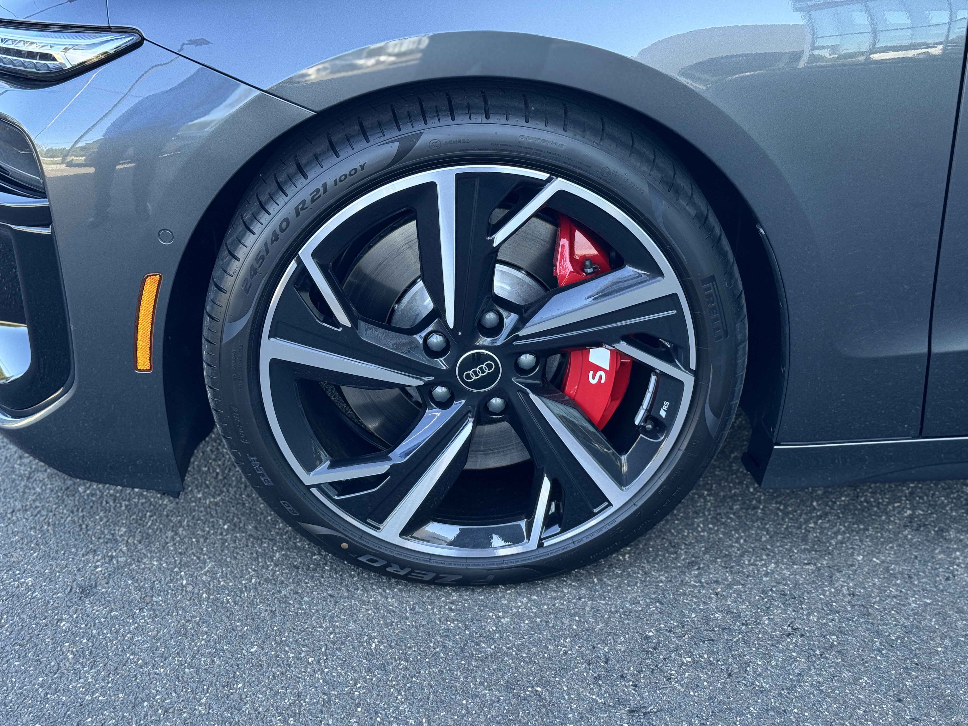 New 2025 Audi S6 e-tron Premium Plus image 7